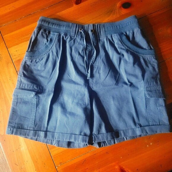 Pants - Women's Dark Gray 4-packet Cargo Comfort Waist Shorts - Size L